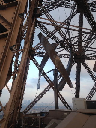 Illustration for article titled The Eiffel Tower Is Generating Power With a Hidden Wind Farm On Its Legs
